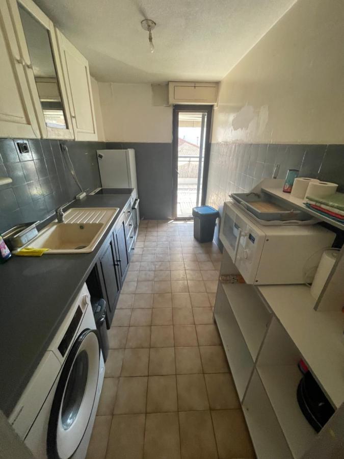 Apartment Appartenant Proche De La Nizza
