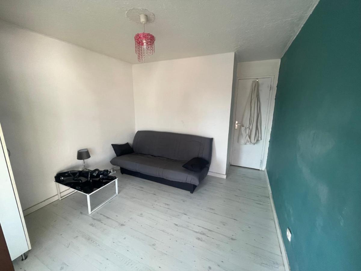 Apartment Appartenant Proche De La